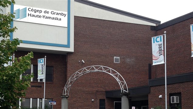 Affluence record au Cégep de Granby Haute Yamaska Radio Canada