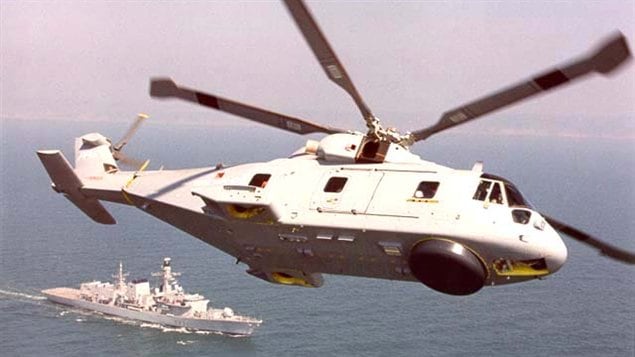 Le Merlin HM.1 : Hélicoptère de lutte pour la Royal Navy. Très maniable, il est aussi d’entretien très facile. Aménagé pour 2 pilotes et deux opérateurs électroniques, il possède un radar situé sous le fuselage assure lui une couverture à 360° pour le guidage de missiles anti navires de surface.