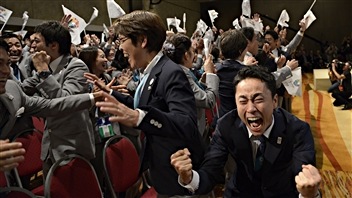 AFP_130907_l48ij_reaction_tokyo_2020_6.j