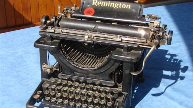 Ancienne machine à écrire Remington