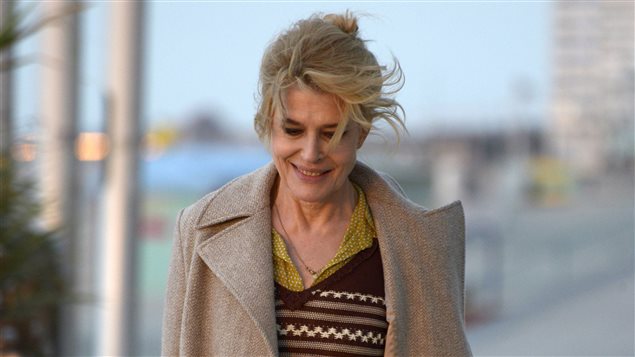 Fanny Ardant dans le rôle d'une femme-cougar dans le film <em>Les beaux jours</em> Fanny Ardant dans le rôle d'une femme-cougar dans le film <em>Les beaux jours</em>