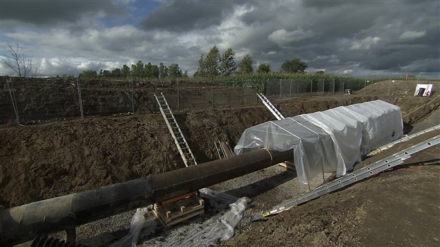 Travaux d'excavation du pipeline 9B d'Enbridge