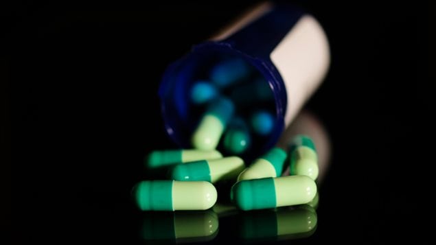 Les consommateurs canadiens sont loin d’être les seuls touchés. Alors que le marché mondial des médicaments progresse en moyenne de 5 % chaque année, la production peine à suivre, provoquant des tensions d’approvisionnement un peu partout dans le monde.
