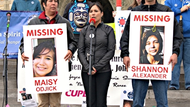 Shannon Alexander et Maisy Odjick sont deux femmes autochtones portées disparues depuis cinq ans dans la province du Québec.  Shannon Alexander et Maisy Odjick sont deux femmes autochtones portées disparues depuis cinq ans dans la province du Québec.