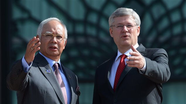 Le premier ministre malaisien Mohd Najib (gauche) en compagnie de Stephen Harper (droite), au sommet cette semaine des pays de l'Organisation de coopération économique Asie-Pacifique (APEC).