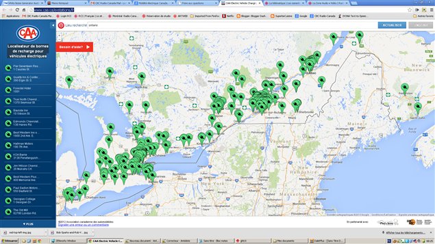 Les bornes de recharge pour véhicules électriques dans le corridor Québec-Windsor dans l'est du Canada.