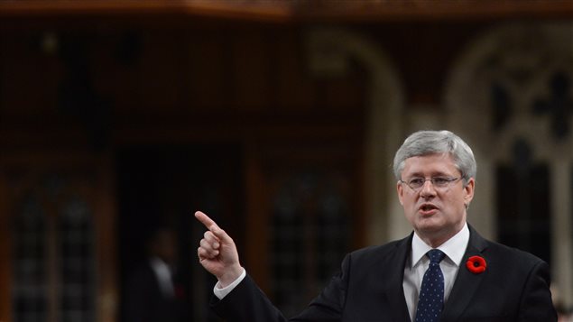 Le premier ministre Stephen Harper durant la période des questions, le 30 octobre 2013. 