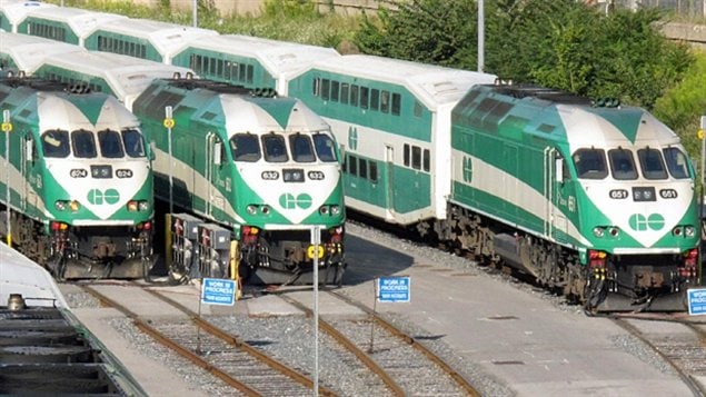 قطارات تابعة لمؤسسة "غو ترانزيت" في أونتاريو (ارشيف).