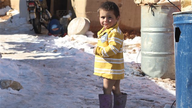 طفل سوري في مخيّم للاجئين في لبنان