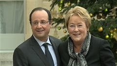بولين ماروا مع الرئيس الفرنسي فرنسوا هولاند خلال زيارتها لفرنسا 