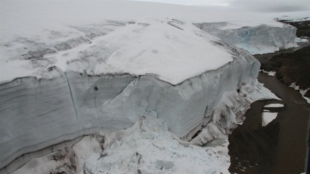  Glacier de l'île de Ward Hunt