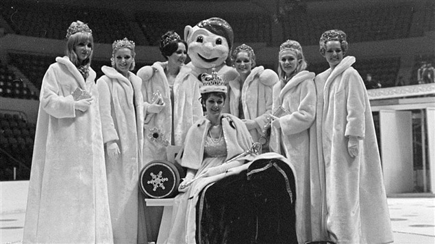 Une reine, des duchesses, le Bonhomme Carnaval. Une autre époque.