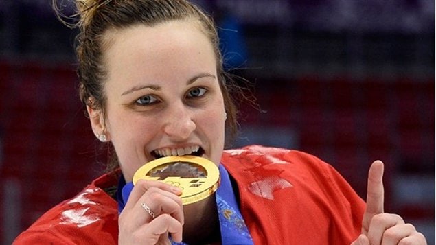 Marie-Philip Poulin, la marcadora del gol de oro olímpico.