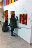 El público de Toronto participó activamente en la exposición artistica de concientización ambiental y social. 