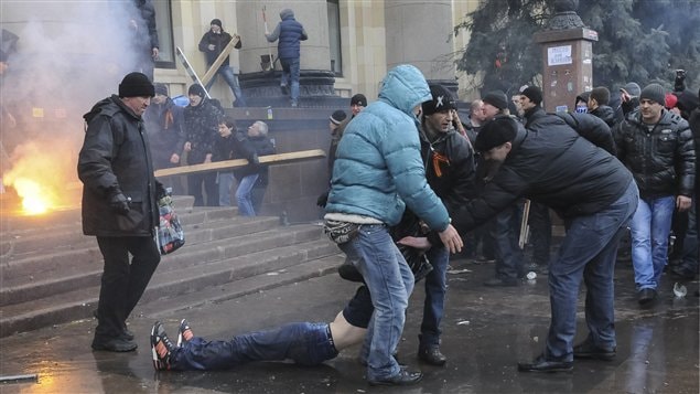 Manifestantes pro rusos en Kharkiv