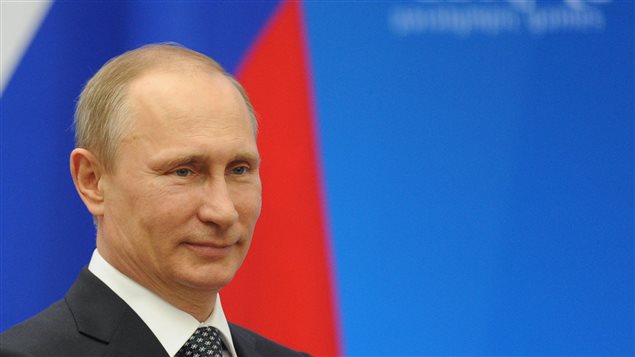 Le président russe Vladimir Poutine : « En Crimée, tout rappelle notre histoire commune. Nous n'aurions pas pu abandonner la Crimée, sinon nous l'aurions trahie. La question de la Crimée est d'une importance vitale, historique, pour nous tous. Les relations avec l'Ukraine et le peuple frère ukrainien ont toujours été, restent et seront toujours de la plus haute importance pour nous, sans exagération. »