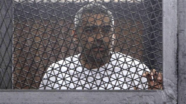 الصحافي الكندي المصري محمد فهمي في قفص الاتهام