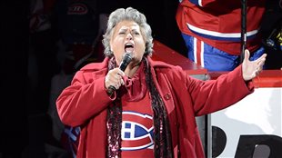 De Babe Ruth à Ginette Reno : l’hymne national avant les matchs sportifs