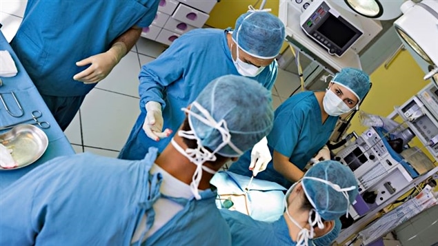 Dr Simon Biron, chirurgien bariatrique, chercheur-clinique dans l’axe obésité à l’Hopital Laval