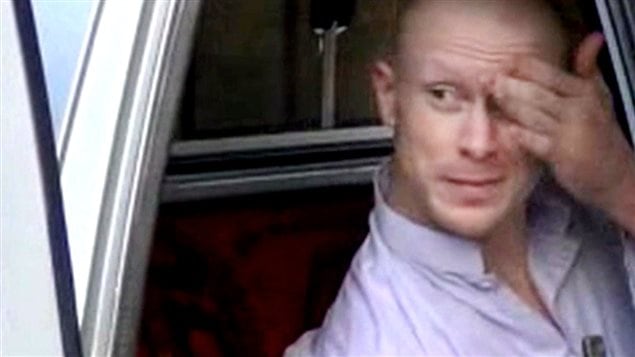 Image du sergent américain Bowe Bergdahl, tirée de la vidéo de sa libération mise en ligne par les talibans