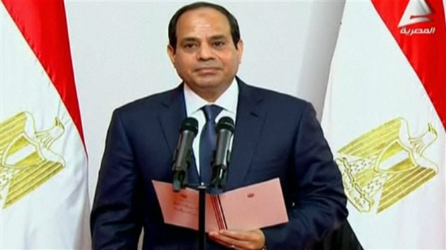 عبد الفتاح السيسي مؤدياً اليمين الدستورية رئيساً لمصر في 8 حزيران (يونيو) الفائت