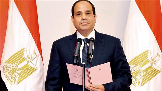 الرئيس المصري عبد الفتاح السيسي يؤدّي اليمين الدستوريّة في 8 حزيران يونيو 2014