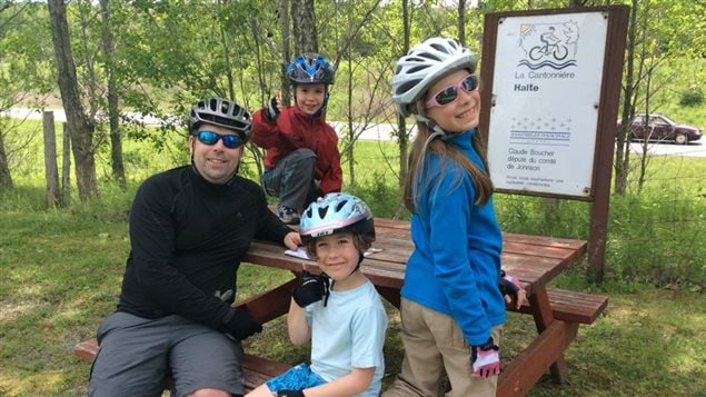 La famille Bibeau-Simard en expédition cycliste familiale autour du monde La famille Bibeau-Simard en expédition cycliste familiale autour du monde
