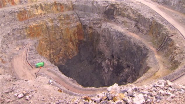 La mine de diamant Diavik près du lac de Gras, dans les Territoires du Nord-Ouest.