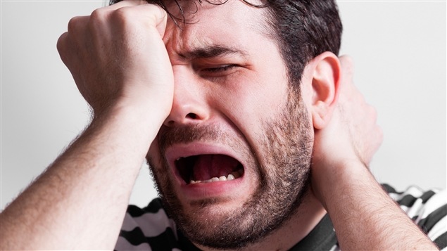La musique fait pleurer malgré qu'elle soit la forme la plus abstraite qui soit. La musique fait pleurer malgré qu'elle soit la forme la plus abstraite qui soit.