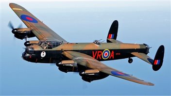 Le Lancaster Vera, l'un des 430 appareils construits au Canada