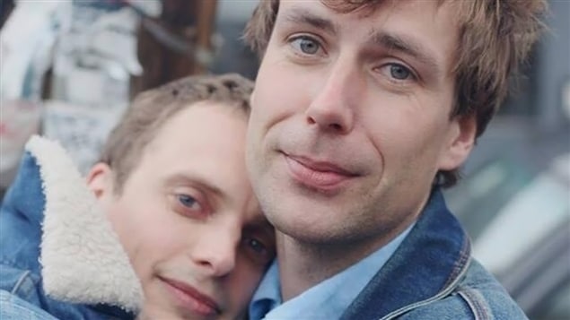 Alden Penner et Nick Thorburn de la formation The Unicorns Alden Penner et Nick Thorburn de la formation The Unicorns