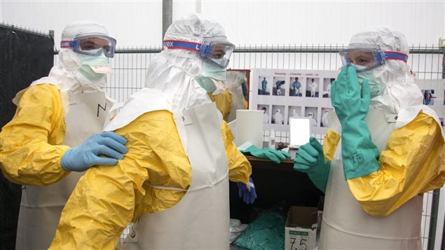 非政府组织人员接受培训应付埃博拉病毒