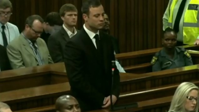 Oscar Pistorius durante la lectura de su veredicto.