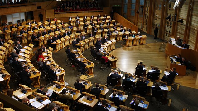 البرلمان الاسكتلندي في إدنبرة في إحدى جلساته
