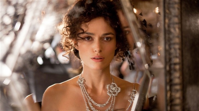 L'actrice Keira Knightley dans <i>Anna Karénine</i> (2012) L'actrice Keira Knightley dans <i>Anna Karénine</i> (2012)
