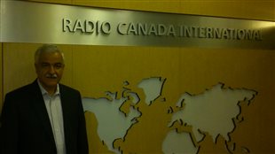 Julio Garmendía Pena en visite à Radio Canada International en 2014.