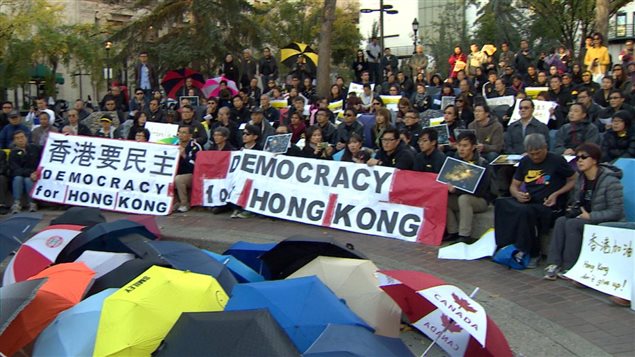 Rassemblement hier à Calgary pour soutenir les manifestants à Hong Kong.