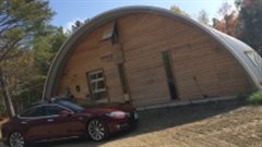 L'édifice communautaire construit par Andy Thomson à Mansfield au Québec sera entouré de micromaisons