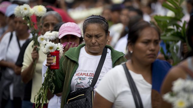 Manifestación de los familiares de los estudiantes desaparecidos en Chilpancingo, el martes 14 de octubre. 