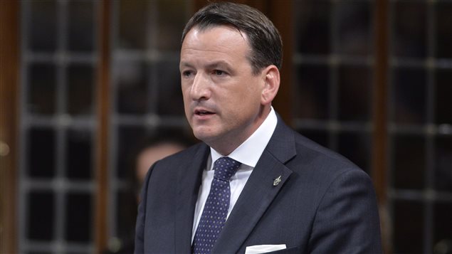Le ministre fédéral des Ressources naturelles, Greg Rickford.
