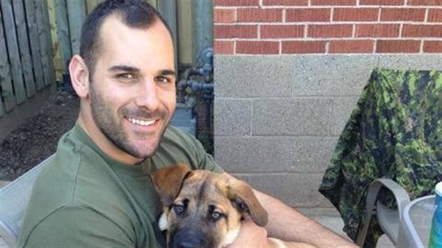 Le militaire mort lors de la fusillade à Ottawa est Nathan Cirillo.