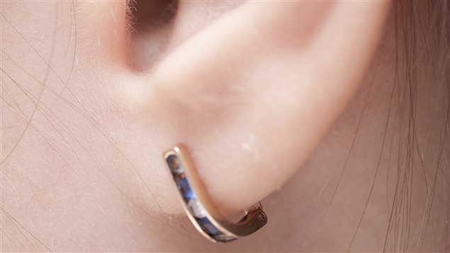Or, palladium, platine,argent, etc. Gare aux fausses indications de marques sur vos bijoux en métaux précieux!