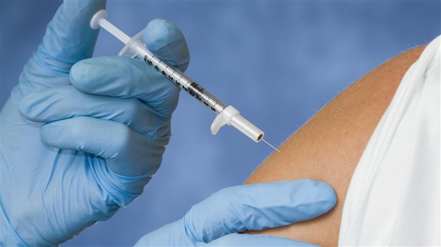 40 à 50 p. cent seulement des travailleurs de la santé sont vaccinés au Canada.