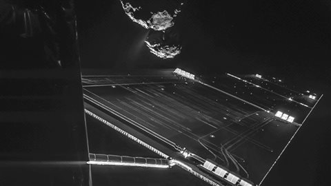 Photo prise par Philae à 16 km de la comète « Tchouri », pendant sa phase d'approche, le 12 novembre