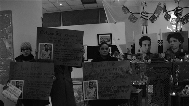 Acción organizada en el Espacio México durante la inauguración del altar que realizó el Consulado de México en Montreal para el Día de los muertos este año.