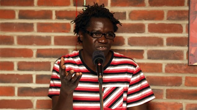 oucar Douf lord de l'enregistrement d'une émission <em>Ma grand-mère disait</em> oucar Douf lord de l'enregistrement d'une émission <em>Ma grand-mère disait</em>