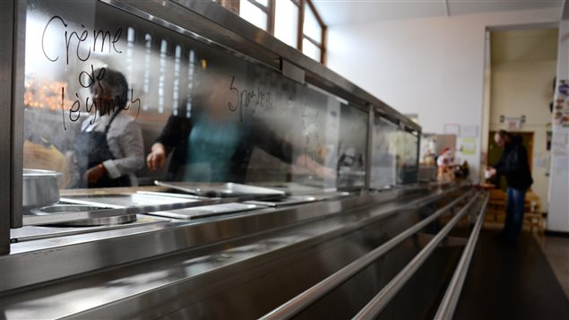 Pour La grande guignolée des médias, toute l'équipe du 15-18 se déplace au Chic Resto Pop dans Hochelaga-Maisonneuve Pour La grande guignolée des médias, toute l'équipe du 15-18 se déplace au Chic Resto Pop dans Hochelaga-Maisonneuve