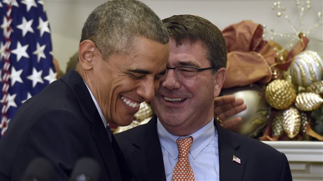 أوباما مع وزير الخارجية الجديد ِأشتون كارتر