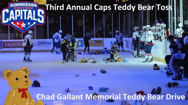 Succès pour le Teddy Bear Toss à l’Île-du-Prince Édouard