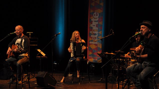 Concierto de clausura del Festival de LatinArte que cerró sus actividades del 2014 con el lanzamiento de la película "Generaciones". 